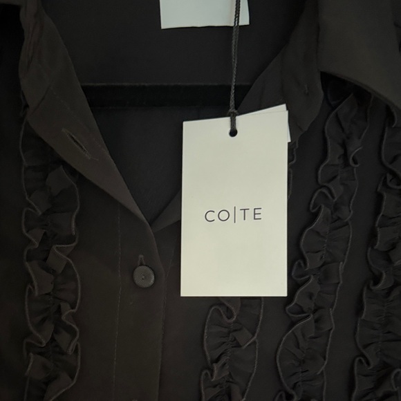 Black Ruffle-Front Button-Up Blouse - Picture 3 of 8